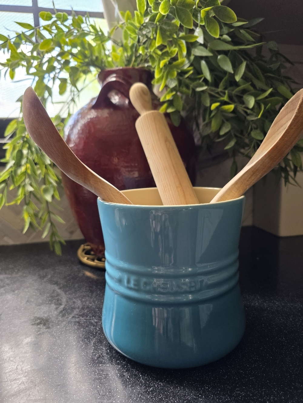 Le Creuset Caribbean 2.3L Utensil Crock